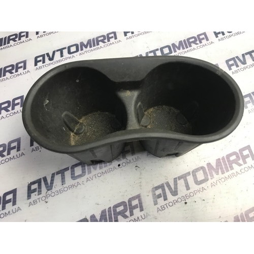 Подстаканник Ford Focus 3 2011-2017 BM51A046B94BAW